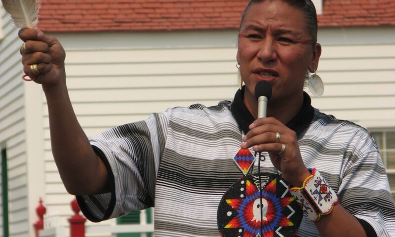 Nathan Chasing Horse, actorul din „Dansând cu lupii”, și-a primit pedeapsa pentru agresiune sexuală. Cât va sta la pușcărie