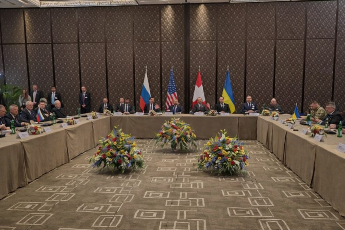 Prima zi a dialogului Rusia–Ucraina–SUA, marcată de consultări tensionate și fără rezultate după șase ore de discuții intense