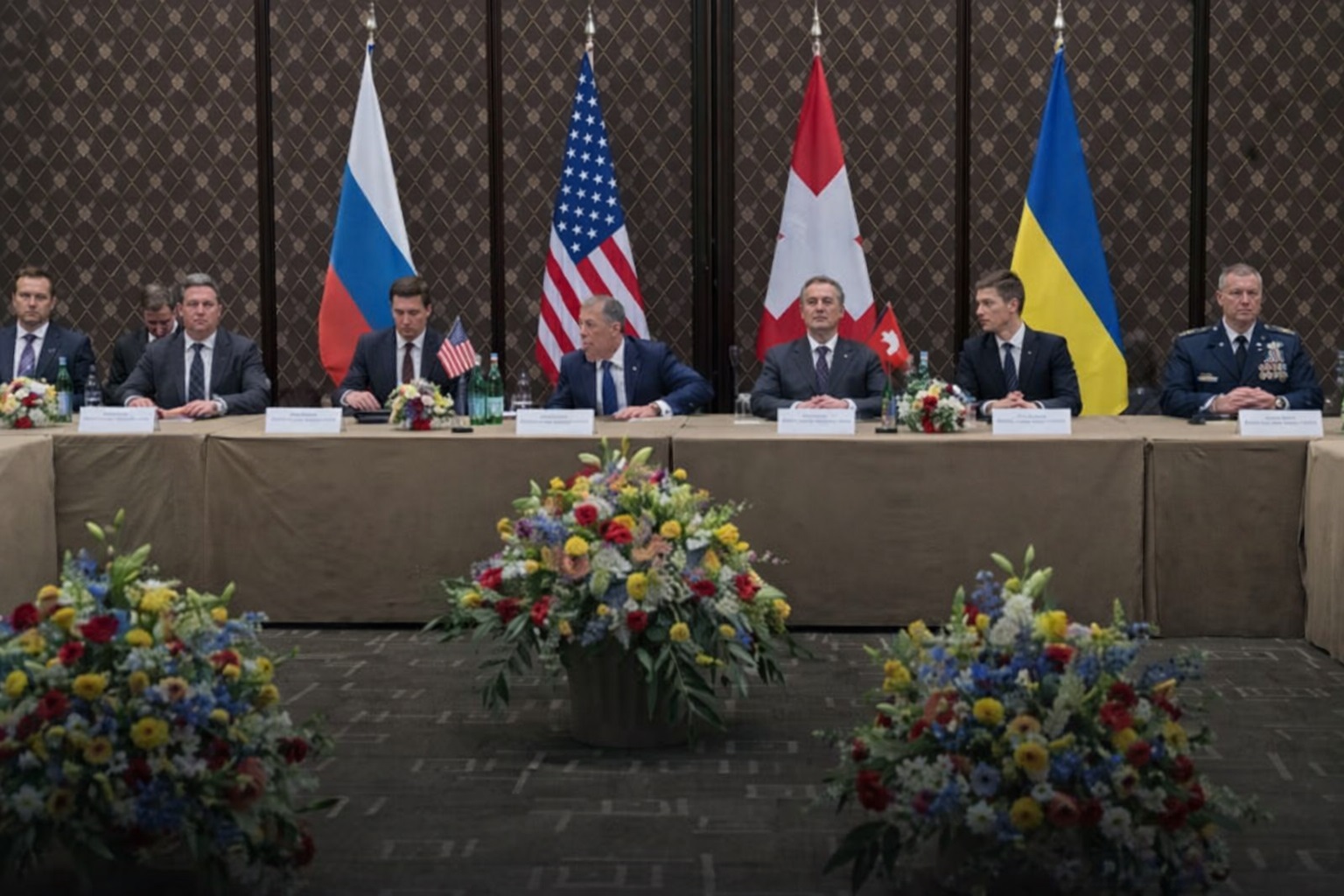 Negocieri pentru reconstrucția Ucrainei la Geneva, în paralel cu noi atacuri rusești