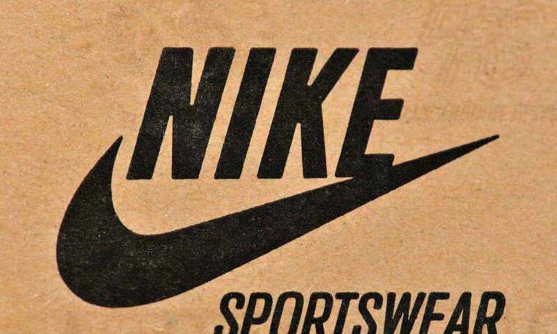 Nike, drumul spre cădere al unui gigant. Vrea să fie o „companie mai mică”