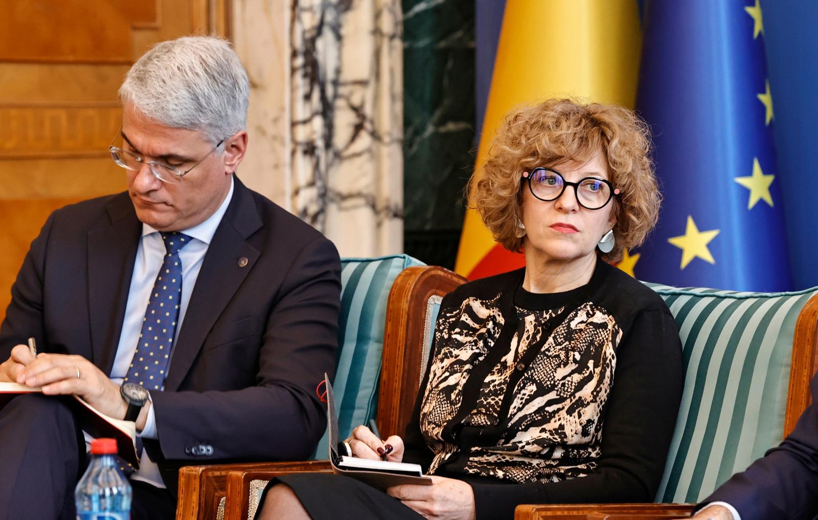 Oana Gheorghiu, încă un ministru care s-a supărat că DIICOT nu a anunțat-o că procurorii descind la Viorel Pașca