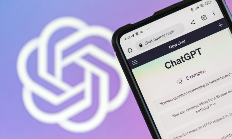 OpenAI oferă UE acces la modelul GPT-5.5-Cyber pentru securitate cibernetică. Anthropic încă nu