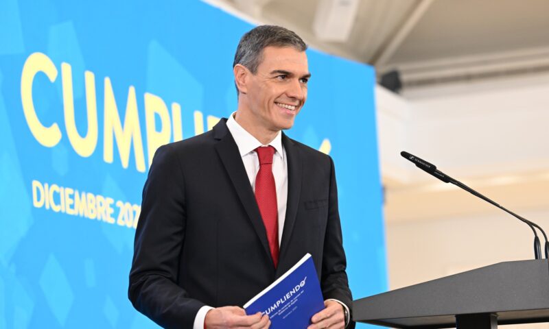 Pedro Sanchez și Donald Trump, față în față la finala Cupei Mondiale. Întâlnirea are loc după luni de tensiuni