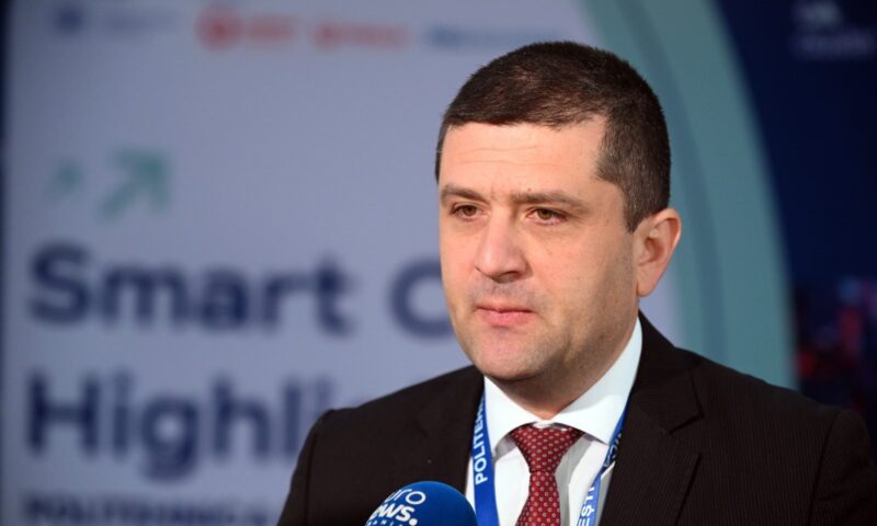 USR dă semne că ar accepta un premier tehnocrat