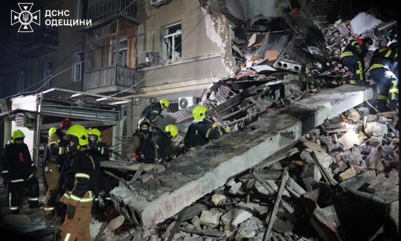 Mor de foame sau mor încercând să fugă. Dilema tragică a ucrainenilor de pe linia frontului
