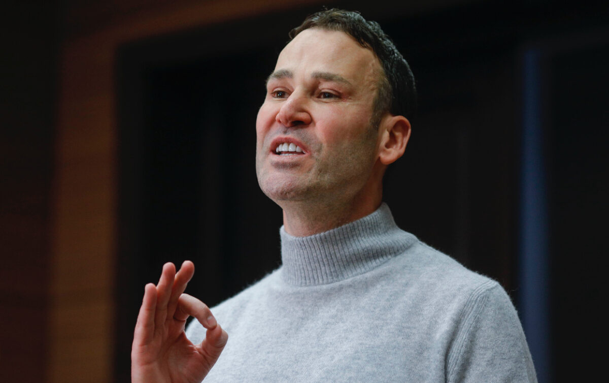 Primarul Negoiță spune că i-a făcut fratelui său un deserviciu și dă vina pe Primăria Capitalei