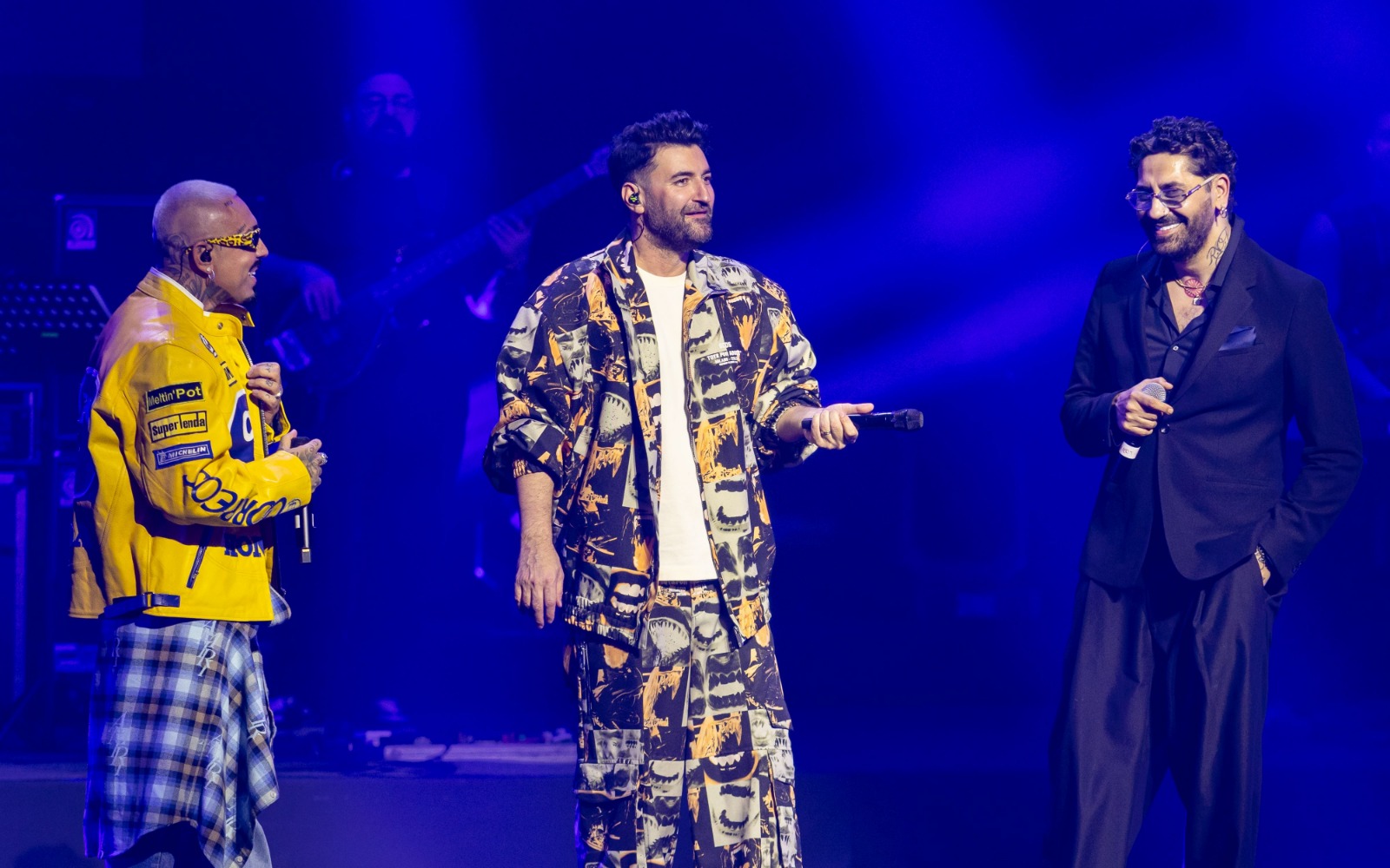 Smiley, Alex Velea și Connect-R au lansat o nouă piesă. Fanii au fost emoționați