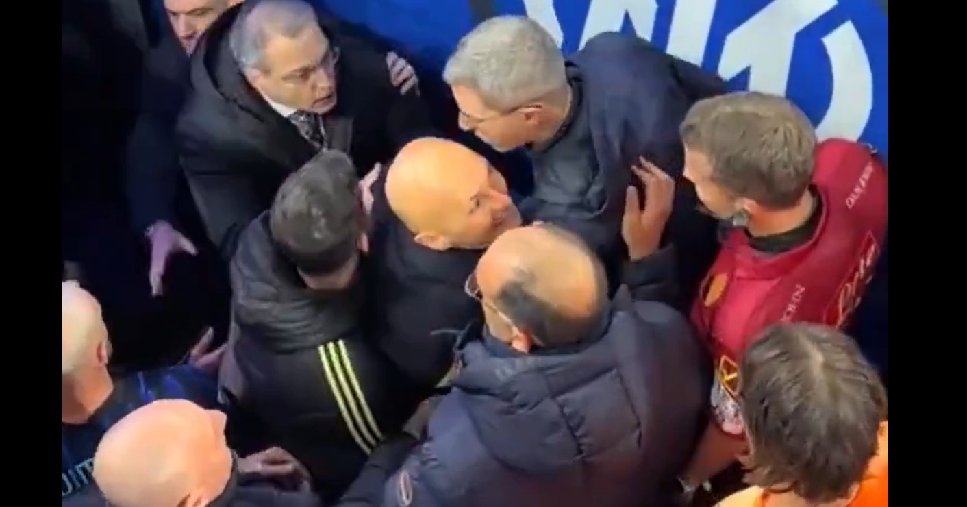 Scandal la meciul Inter - Juventus, după eliminarea unui sportiv. Cristi Chivu, de partea arbitrului 
