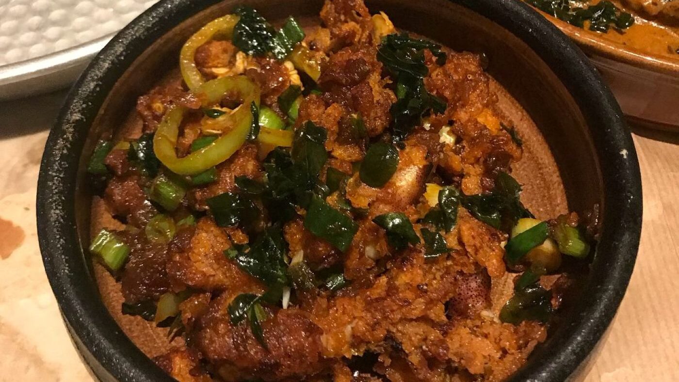 Cum gătește Aktar Islam carnea de oaie și ce trucuri și secrete folosește