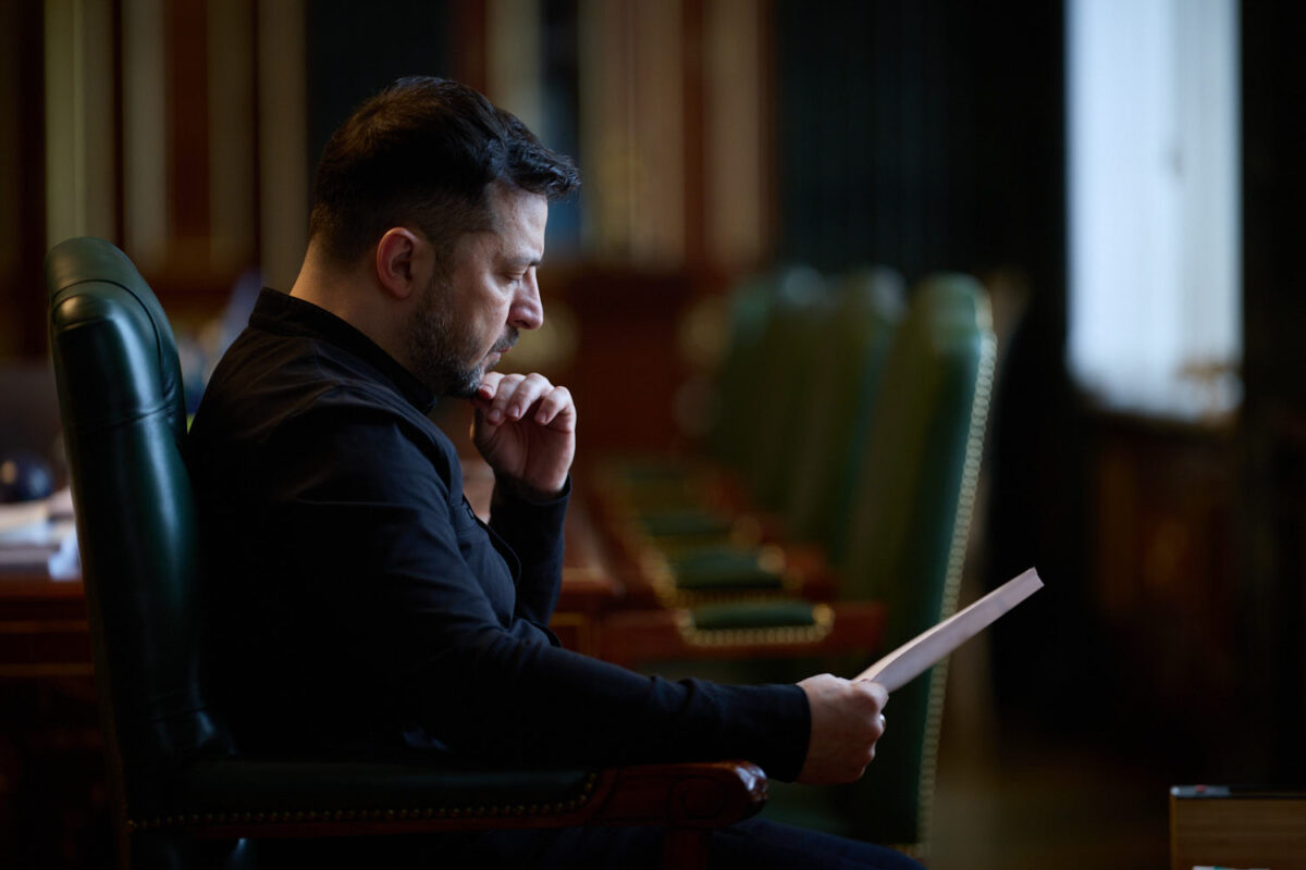 Zelenski și contracandidații săi. Cum arată ultimele sondaje pentru prezidențiale