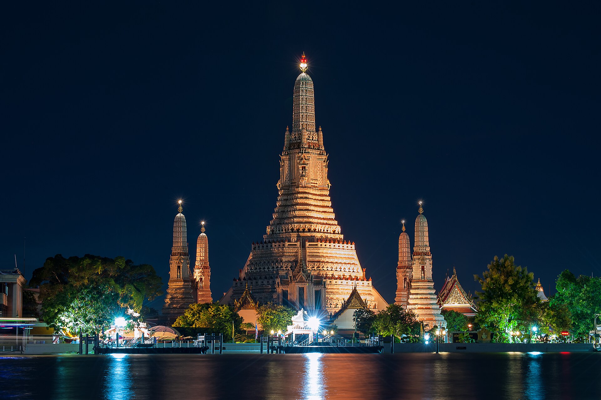 Thailanda schimbă regulile pentru turiști. Șederile fără viză se înjumătățesc de la 15 septembrie