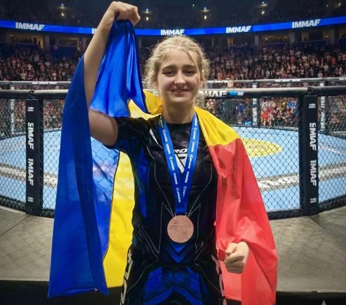 România, medalie de bronz la Campionatele Europene de MMA 2026 prin Cezara Tirlogeanu