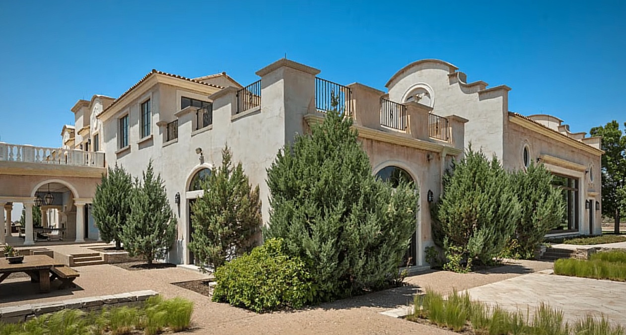 Anchetă în New Mexico: 2,5 milioane de dolari pentru elucidarea faptelor de la ranch-ul lui Epstein