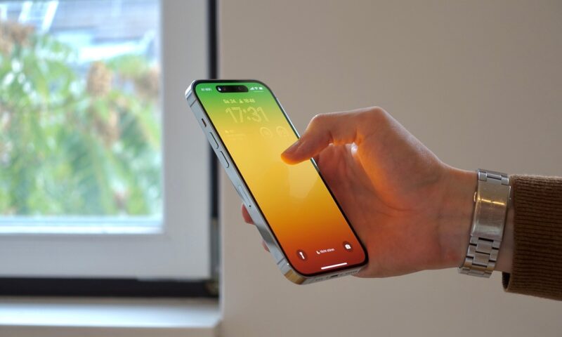 Apple schimbă strategia. Ce pregătește gigantul american după ce a acceptat despăgubiri uriașe pentru utilizatori