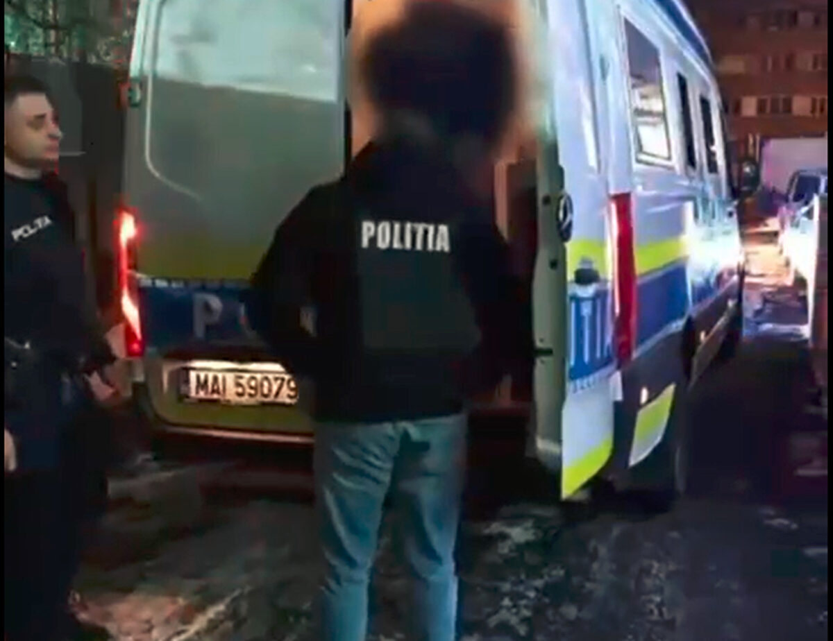 Imaginile jafului. Cum a fost amenințat și lăsat fără mâncare un livrator nepalez, în Capitală