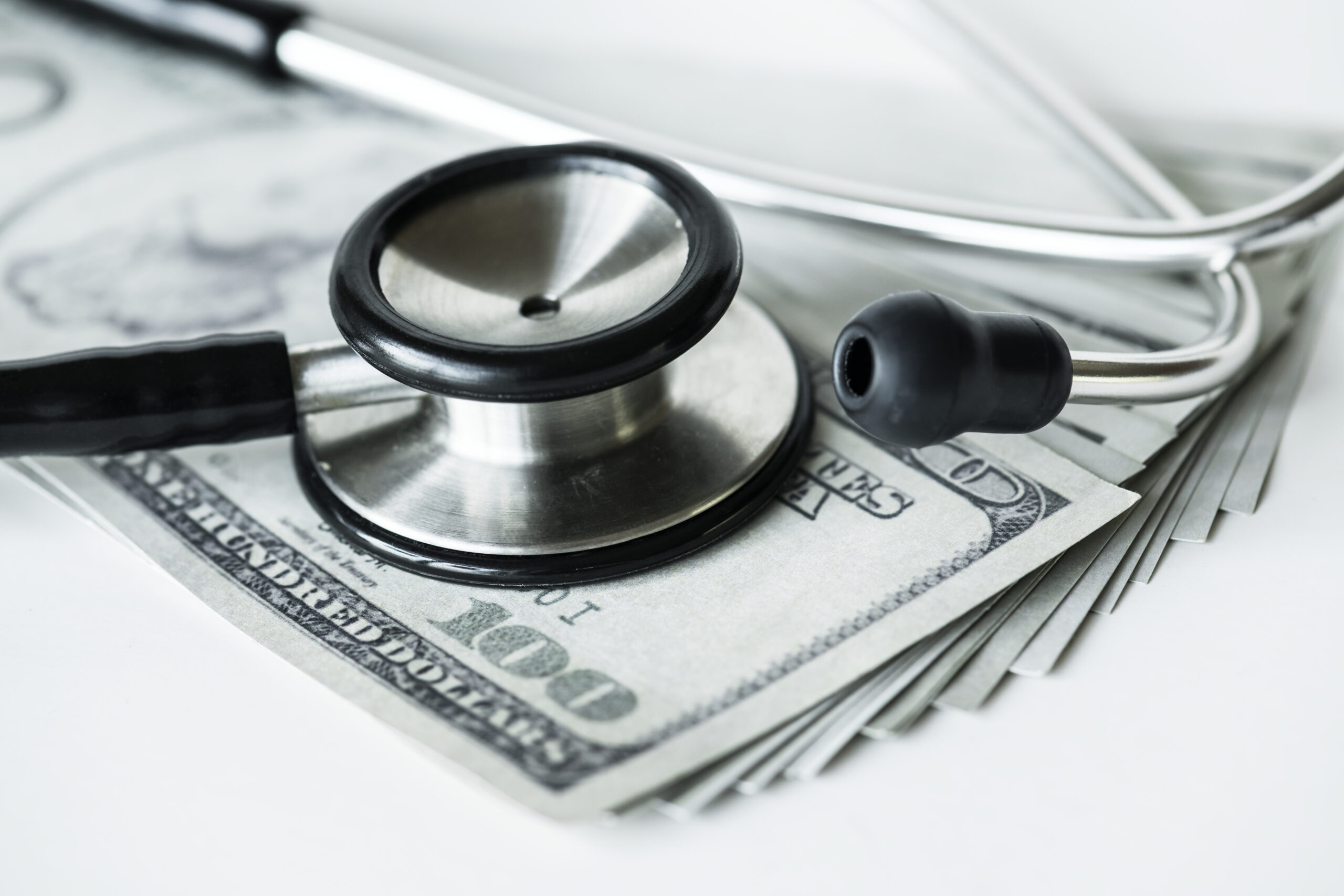 Mită la Spitalul de Psihiatrie. Trimis în judecată după ce a cerut 900 de euro unui pacient
