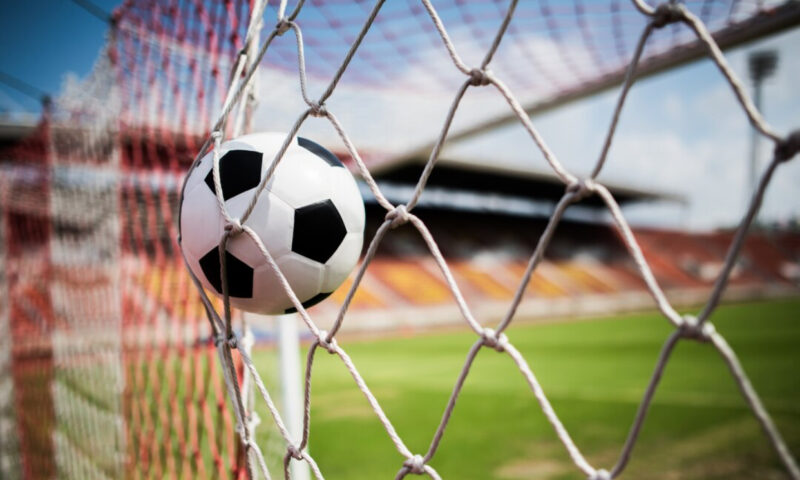 LaLiga introduce mingea cu senzor. Tehnologia care poate schimba deciziile VAR