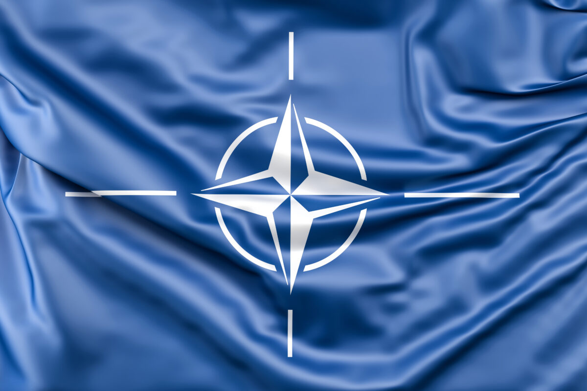 România, protejată de umbrela nucleară NATO. Nicușor Dan îi liniștește pe români