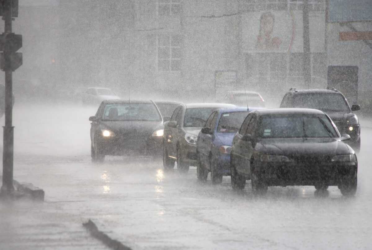 Temperatura scade considerabil în București. Termometrele se apropie de 0 grade