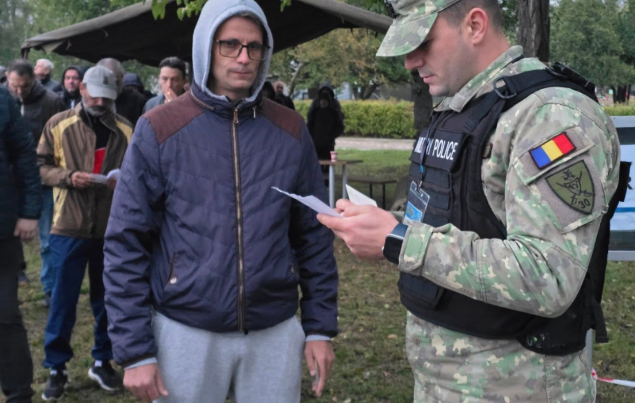 Rezerviști cu probleme grave de sănătate, chemați la exerciții militare, acuză Avocatul Poporului