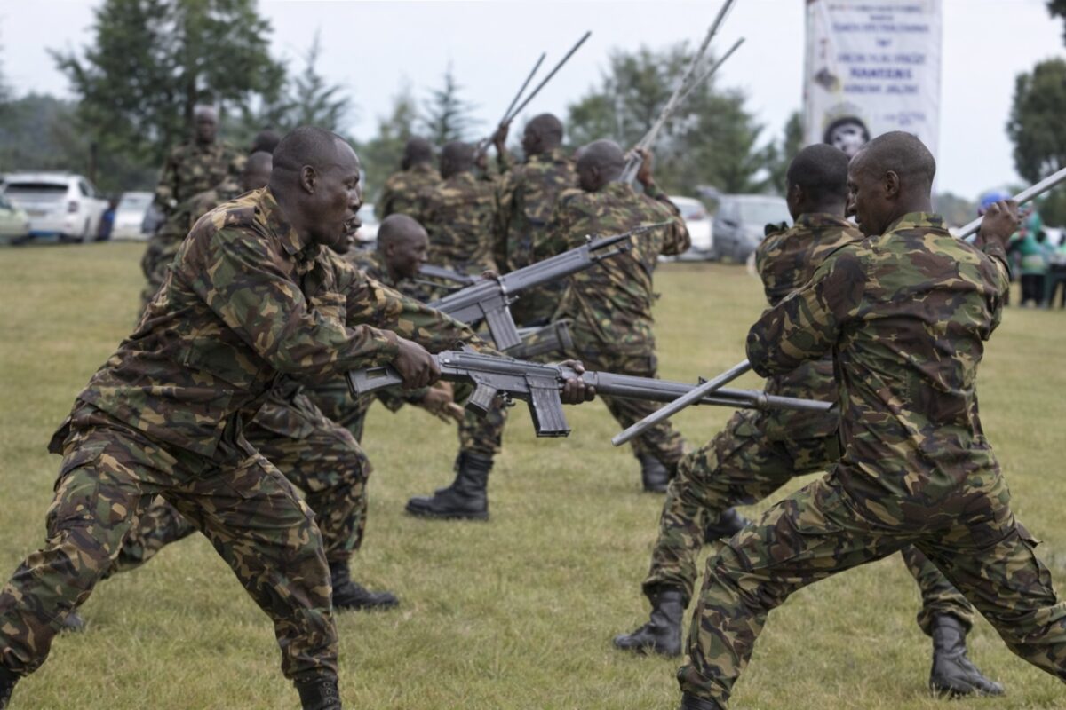 Cel puțin 1000 de cetățeni din Kenya, recrutați de ruși pentru războiul din Ucraina