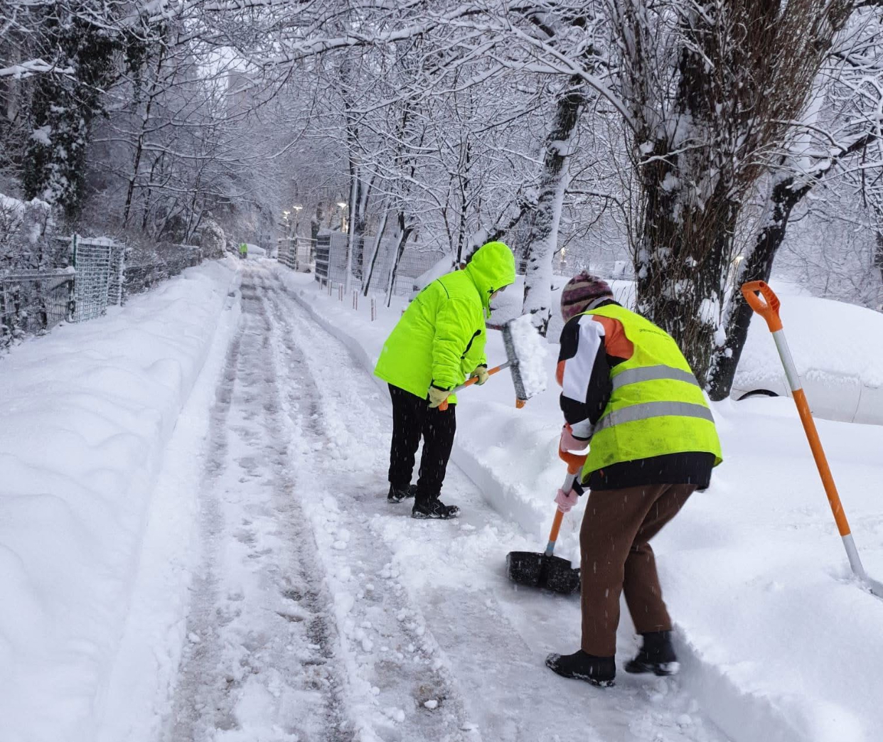 Ciucu, după criticile legate de deszăpezire: În orașele civilizate, în prima zi când ninge, nimeni nu iese afară