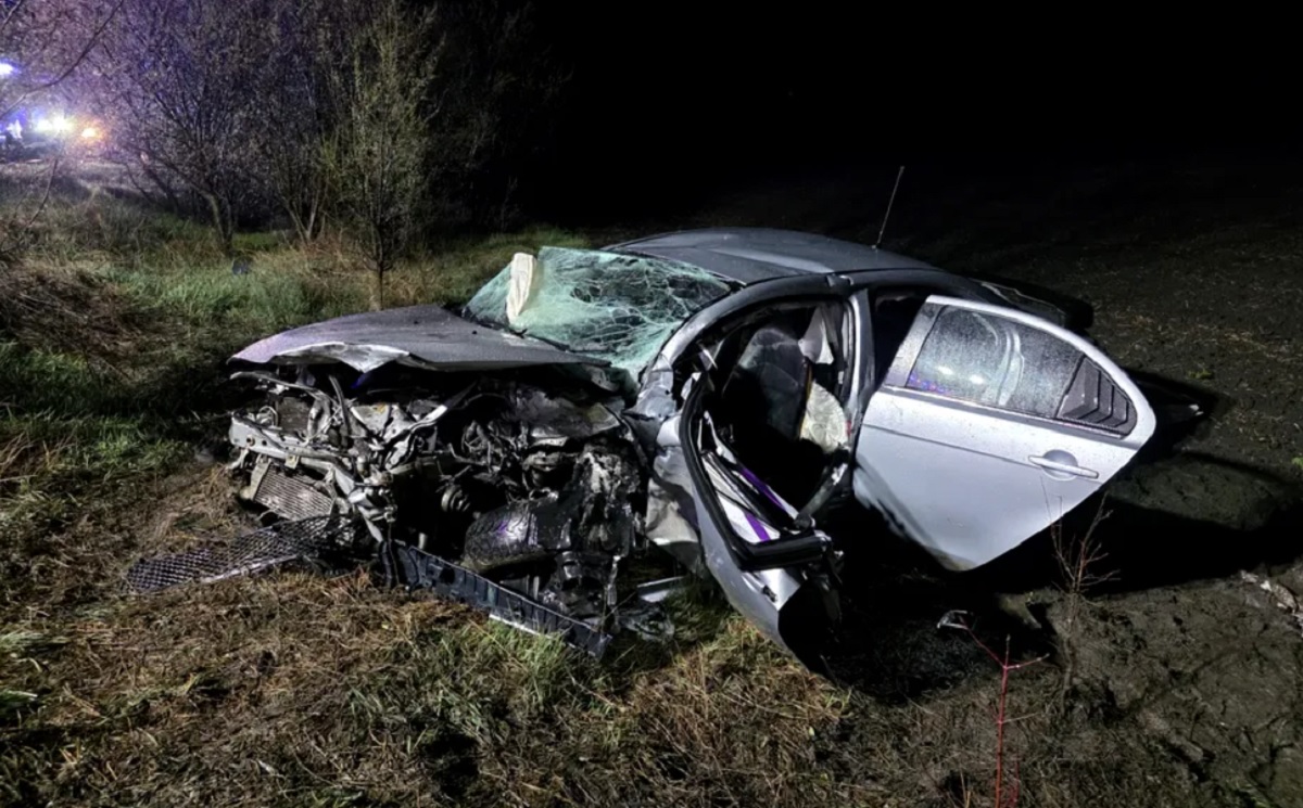 Cinci persoane au prinse între fiarele mașinilor într-un accident rutier din Cluj