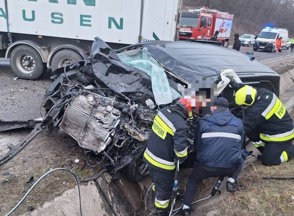 Cetățean străin, mort într-un accident la Soroca. Impact frontal devastator cu un camion
