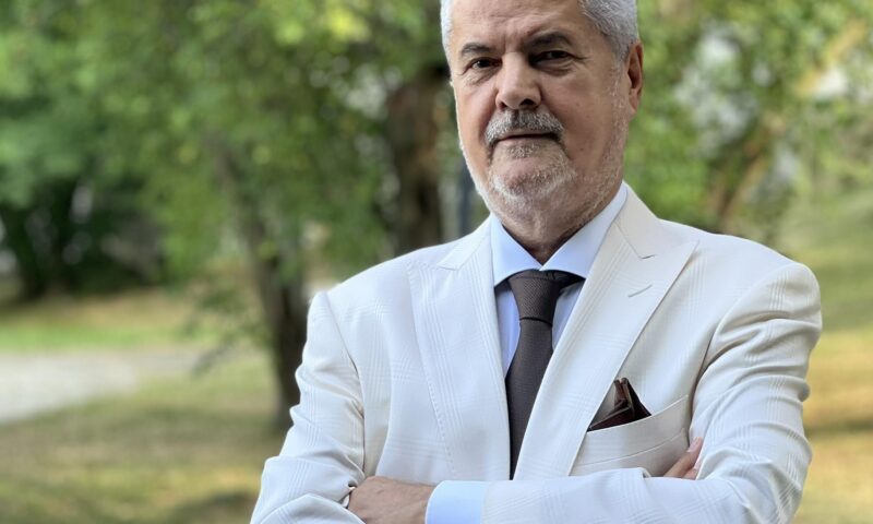 Adrian Năstase acuză presiuni asupra ADIRI și Fundației Titulescu. Critici la adresa MAE și a USR