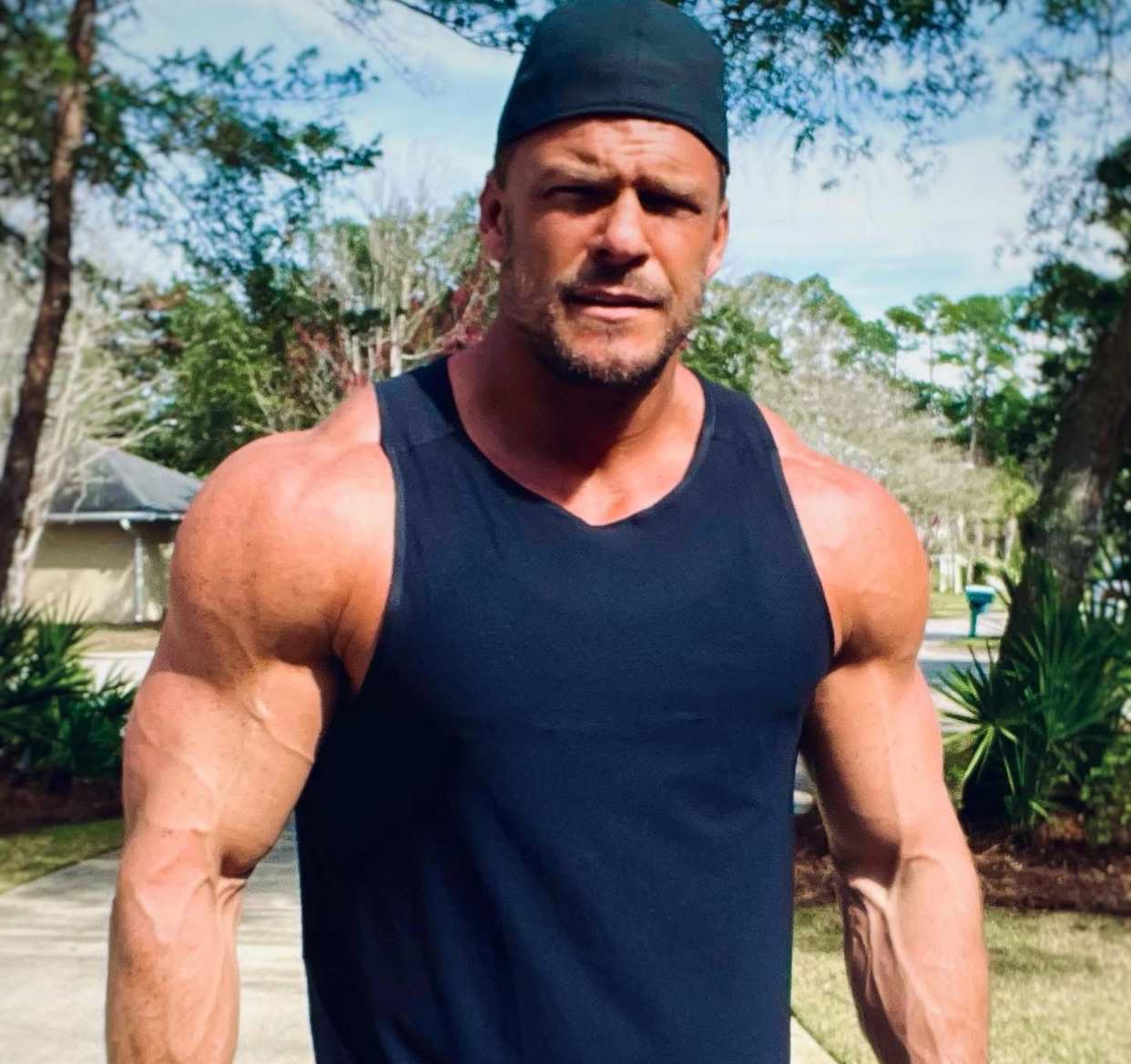 Actorul Alan Ritchson, acuzat că și-a bătut vecinul. Scandalul ar fi avut loc în fața copiilor săi