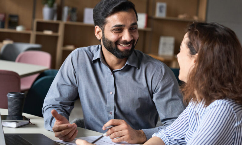 Productivitatea angajaților din România, cu 25-30% sub nivelul din UE. Totuși, e în creștere