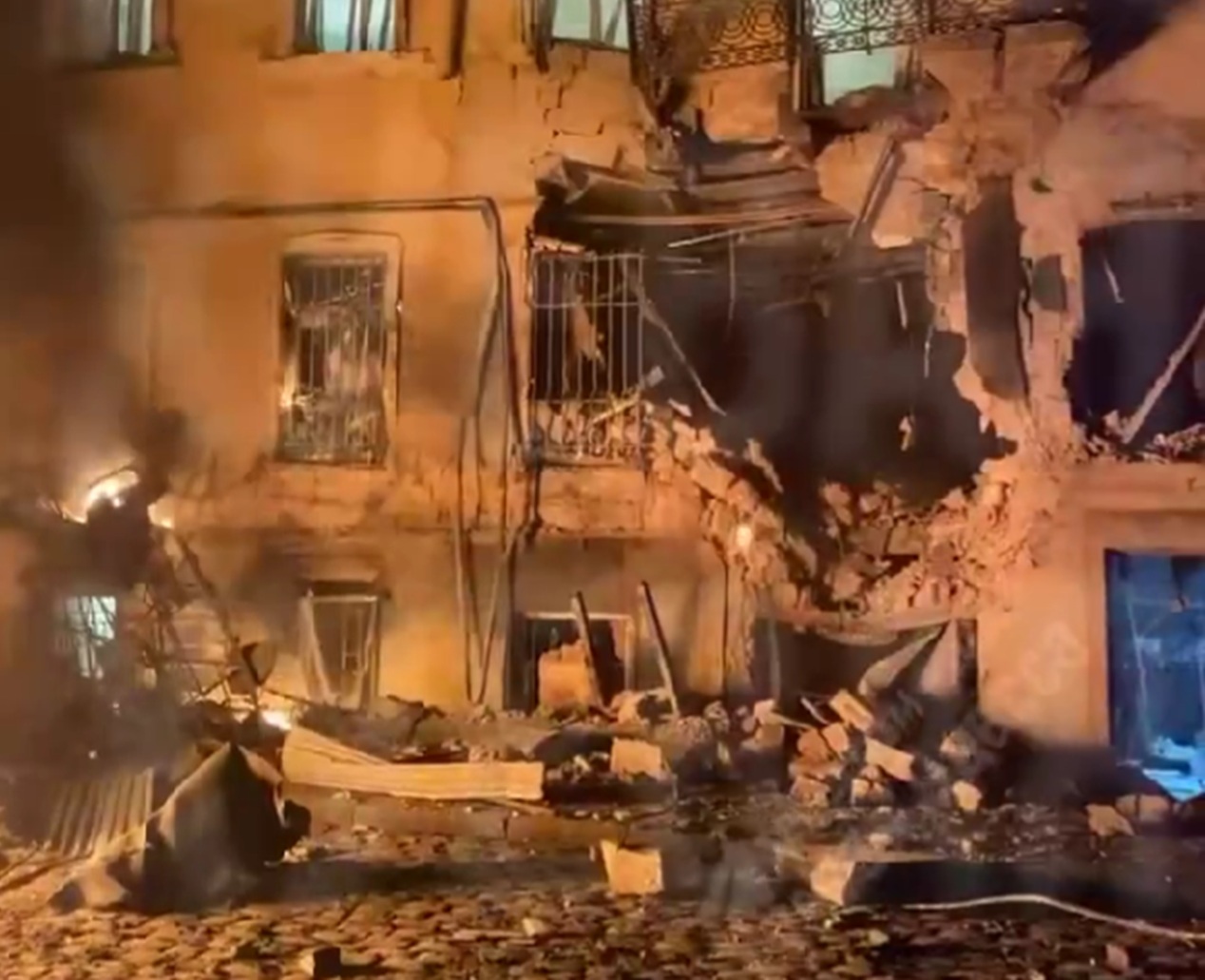 Atacuri cu drone în Ucraina și Rusia. Locuințe lovite la Odesa, un mort la Sevastopol