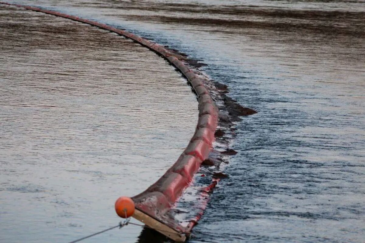 Poluarea Nistrului după atacul Rusiei din Ucraina. Promo-LEX cere Procuraturii Generale deschiderea unui dosar penal