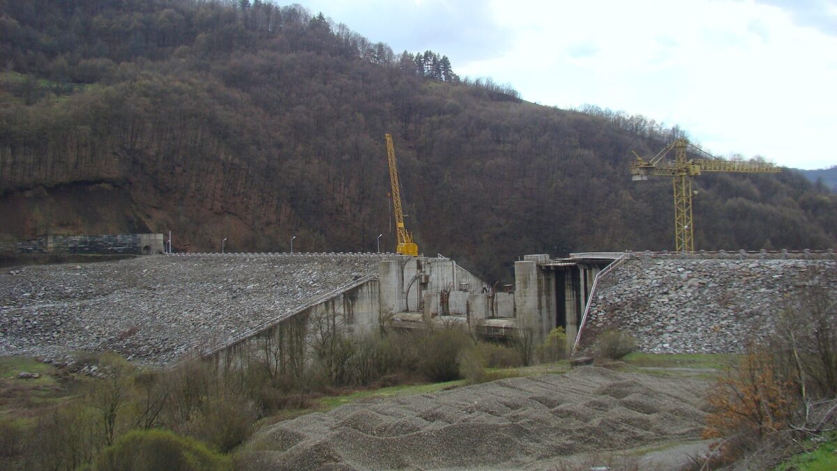 Deputat PSD: O eventuală cedare a barajului Mihăileni ar putea provoca o tragedie în Valea Jiului