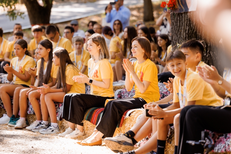 Programul „DOR” revine. Tinerii din diaspora și Republica Moldova se pot înscrie până pe 22 aprilie