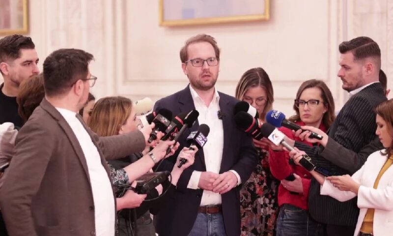 La Cotroceni, fără telefoane. Cum a aflat Dominic Fritz despre moțiunea PSD-AUR