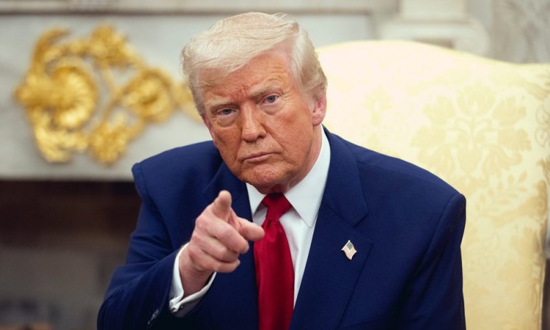 Trump susține că Statele Unite au interceptat un „cadou” din China pentru Iran