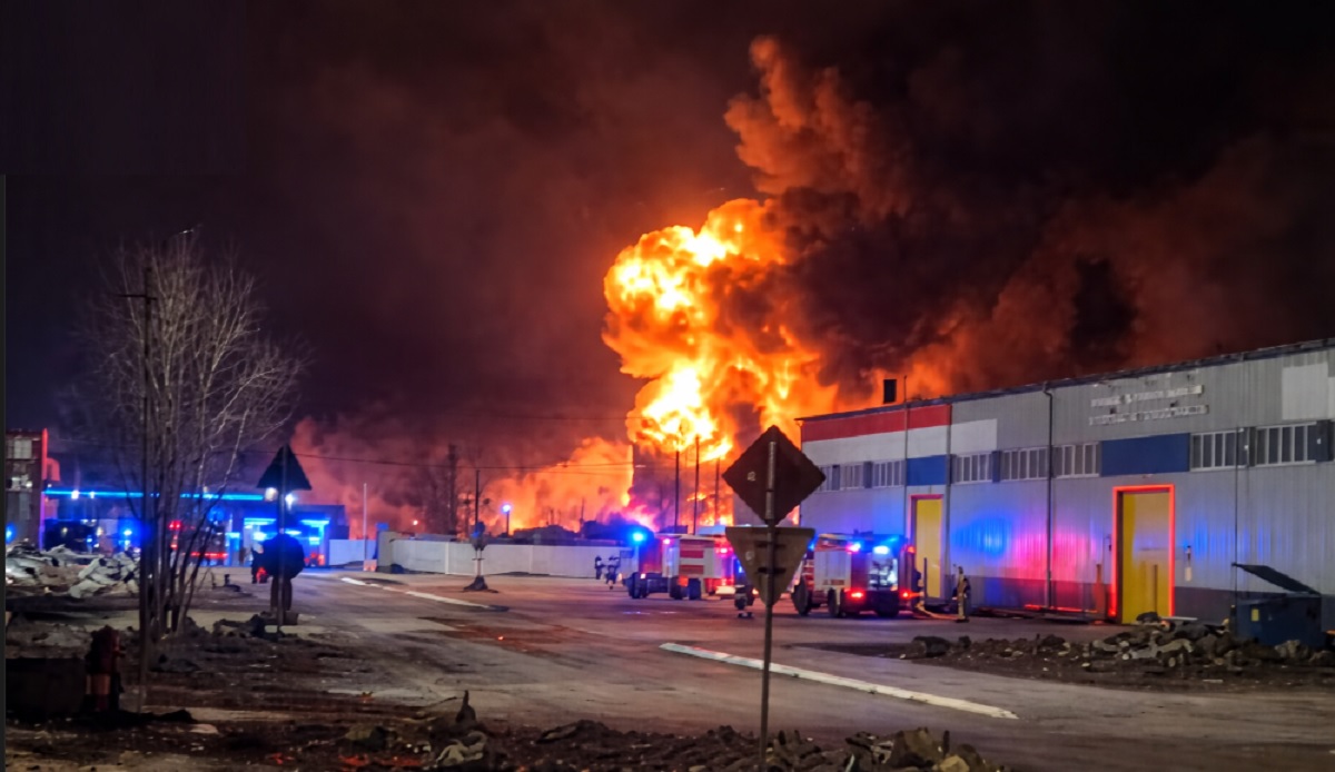 Atac cu drone asupra unei rafinării din Iaroslavl. Infrastructura energetică rusă, din nou vizată