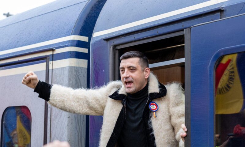 George Simion condiționează intrarea AUR la guvernare de desemnarea propriului premier