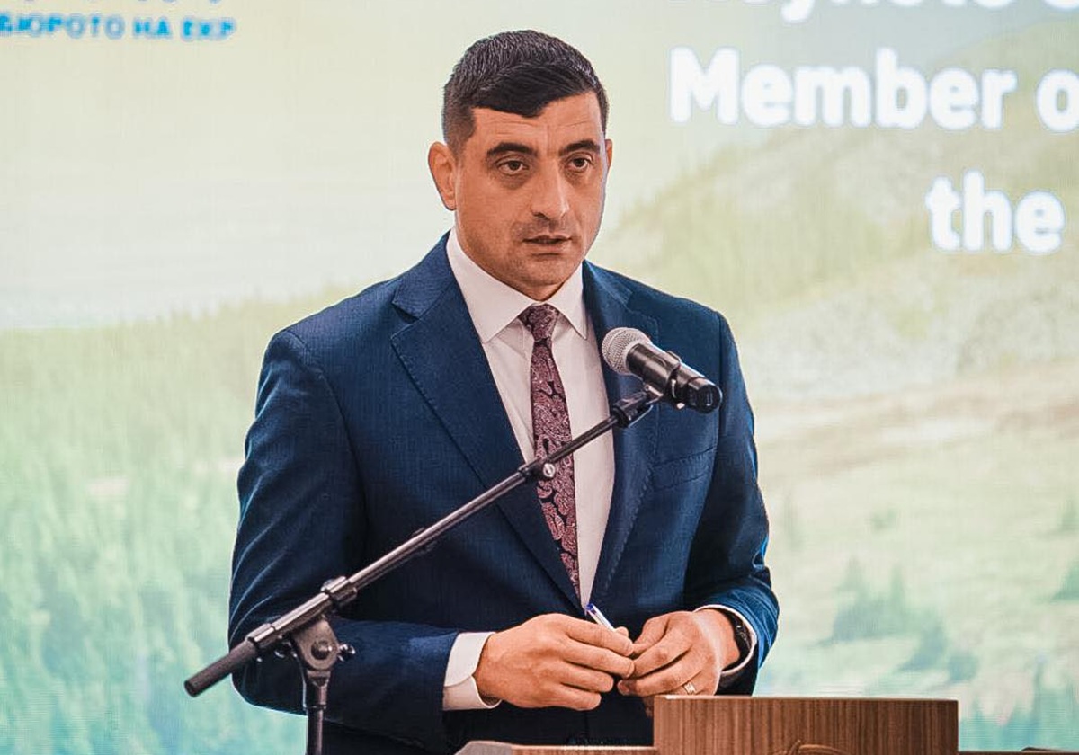 AUR pierde din susținere, însă rămâne lider în preferințele românilor. Care e situația partidelor din coaliție. Sondaj Avangarde