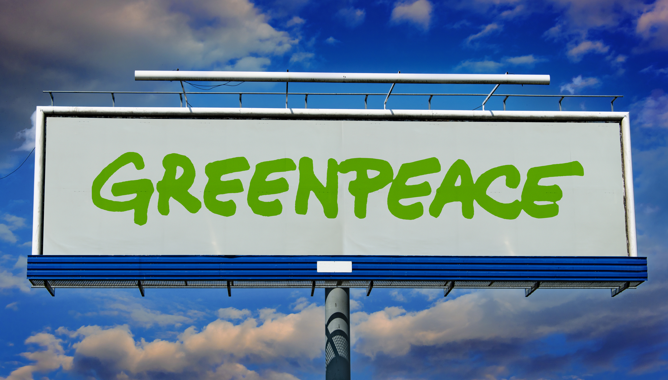 Greenpeace, condamnat la despăgubiri de sute de milioane de dolari în SUA