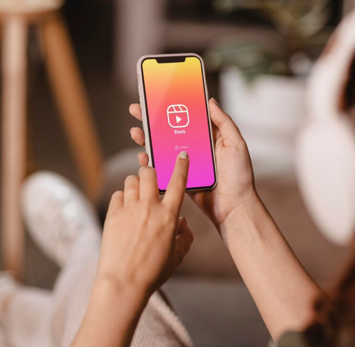 Serviciu lunar cu funcţii noi, în teste pe Instagram. Meta a introdus un tip de abonament pentru utilizatori