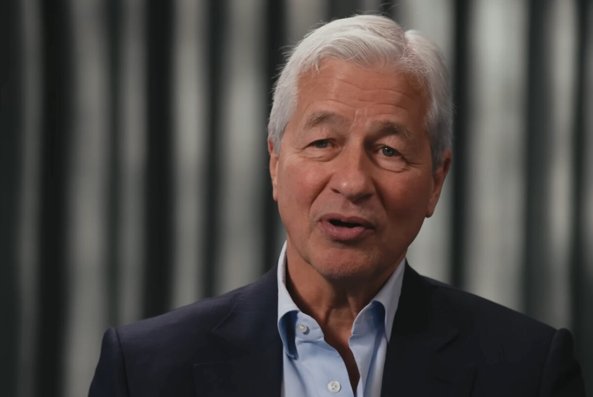 Războiul cu Iranul deschide calea către o pace durabilă în Orientul Mijlociu, spune șeful JP Morgan