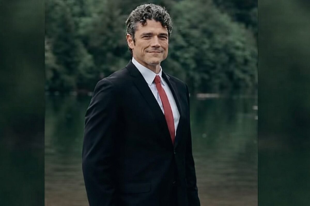 Joe Kent, în vizorul FBI după acuzații privind divulgarea de informații sensibile