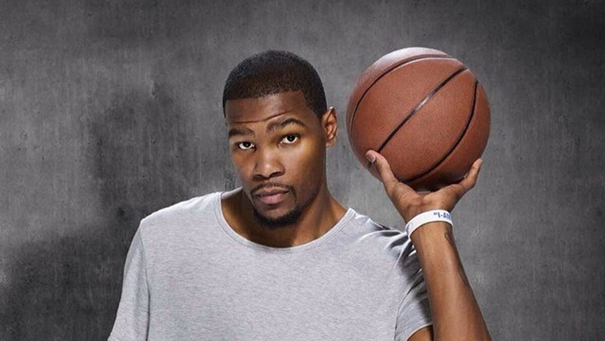 Kevin Durant, aproape de un moment istoric în NBA. L-ar putea detrona pe Jordan