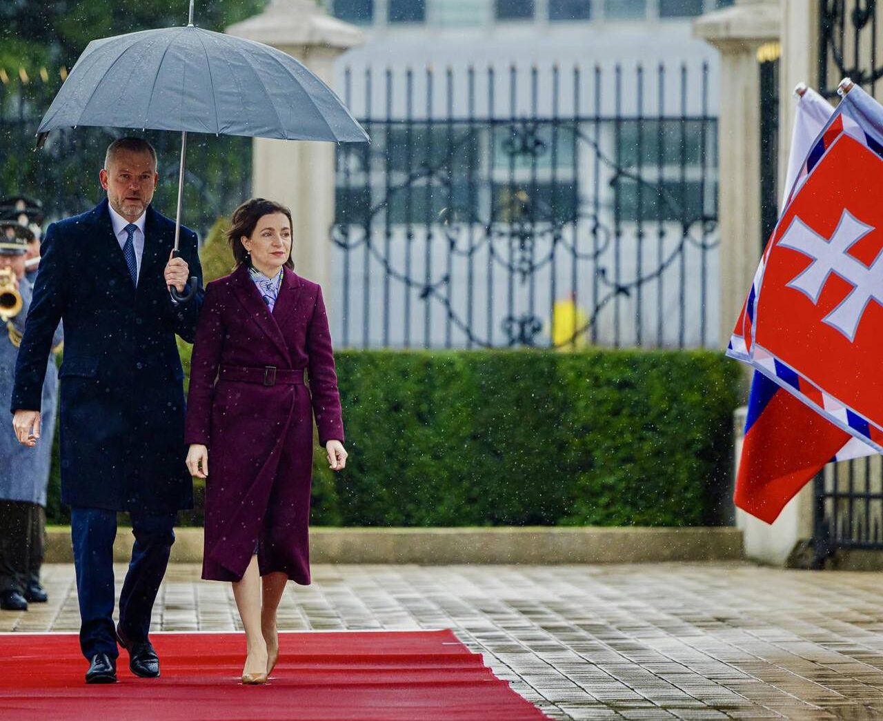 Maia Sandu, mesaj ferm la Bratislava. „Reziliența Ucrainei este vitală pentru securitatea Republicii Moldova”