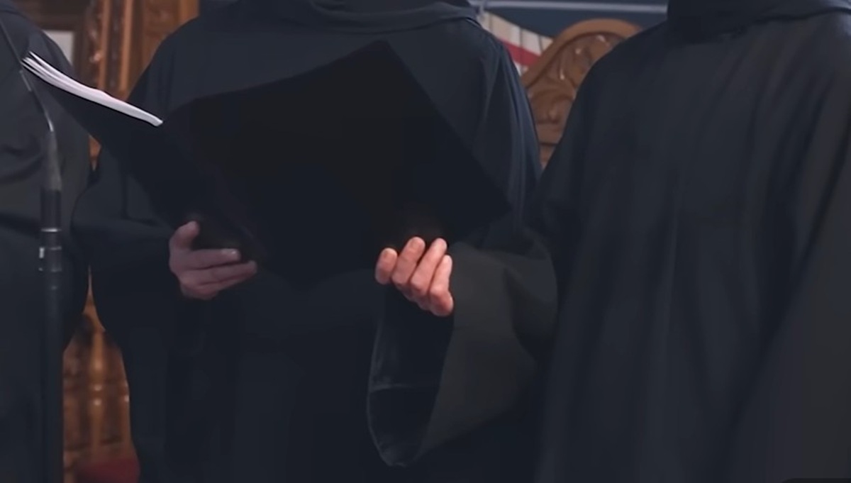 Înșelătoriile s-au mutat pe Tiktok, iar infractorii apelează la latura sensibilă a românilor