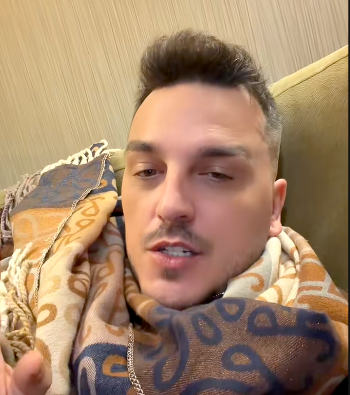 Războiul "suveraniștilor" se intensifică. „Makaveli”, atac suburban la adresa lui Cristian Rizea și a Realitatea Plus