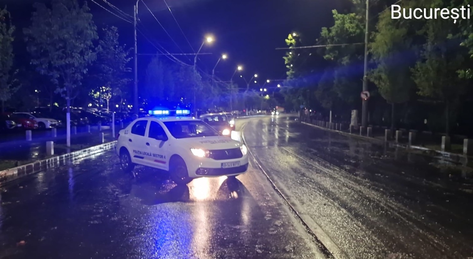 Focuri de armă în centrul Bucureștiului. Agresorii dintr-o mașină, urmăriți și prinși de polițiștii locali lângă cimitirul Bellu