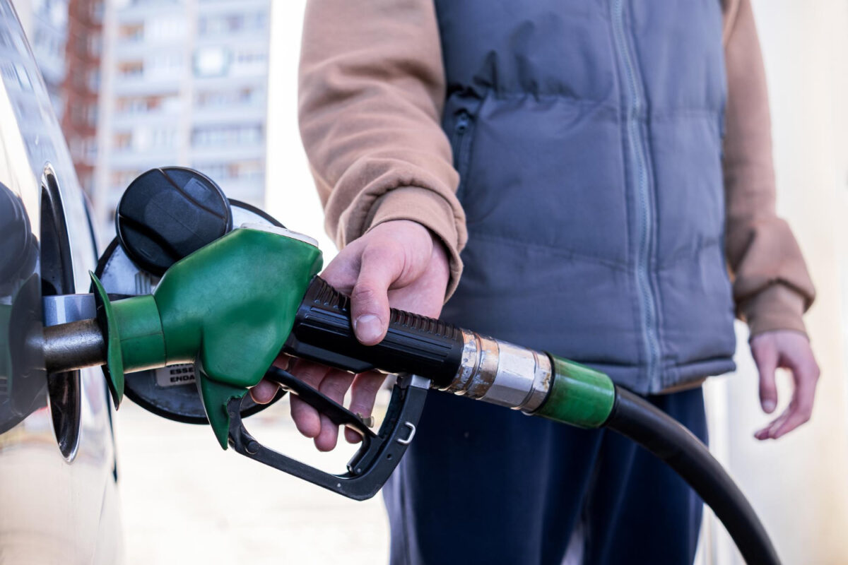 Când se declară situația de criză pe piața țițeiului și ce prevede cadrul legal în România